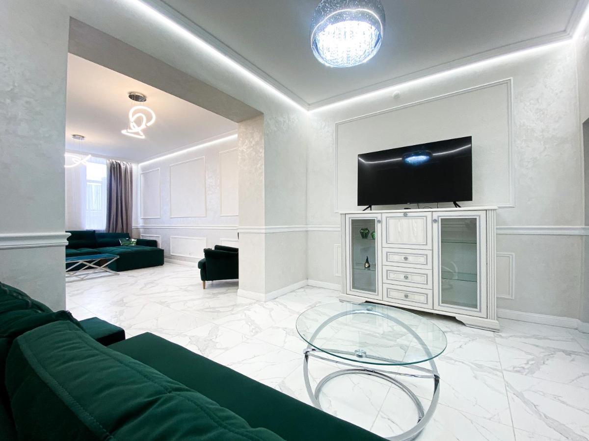 לבוב Tamanska Apartments מראה חיצוני תמונה