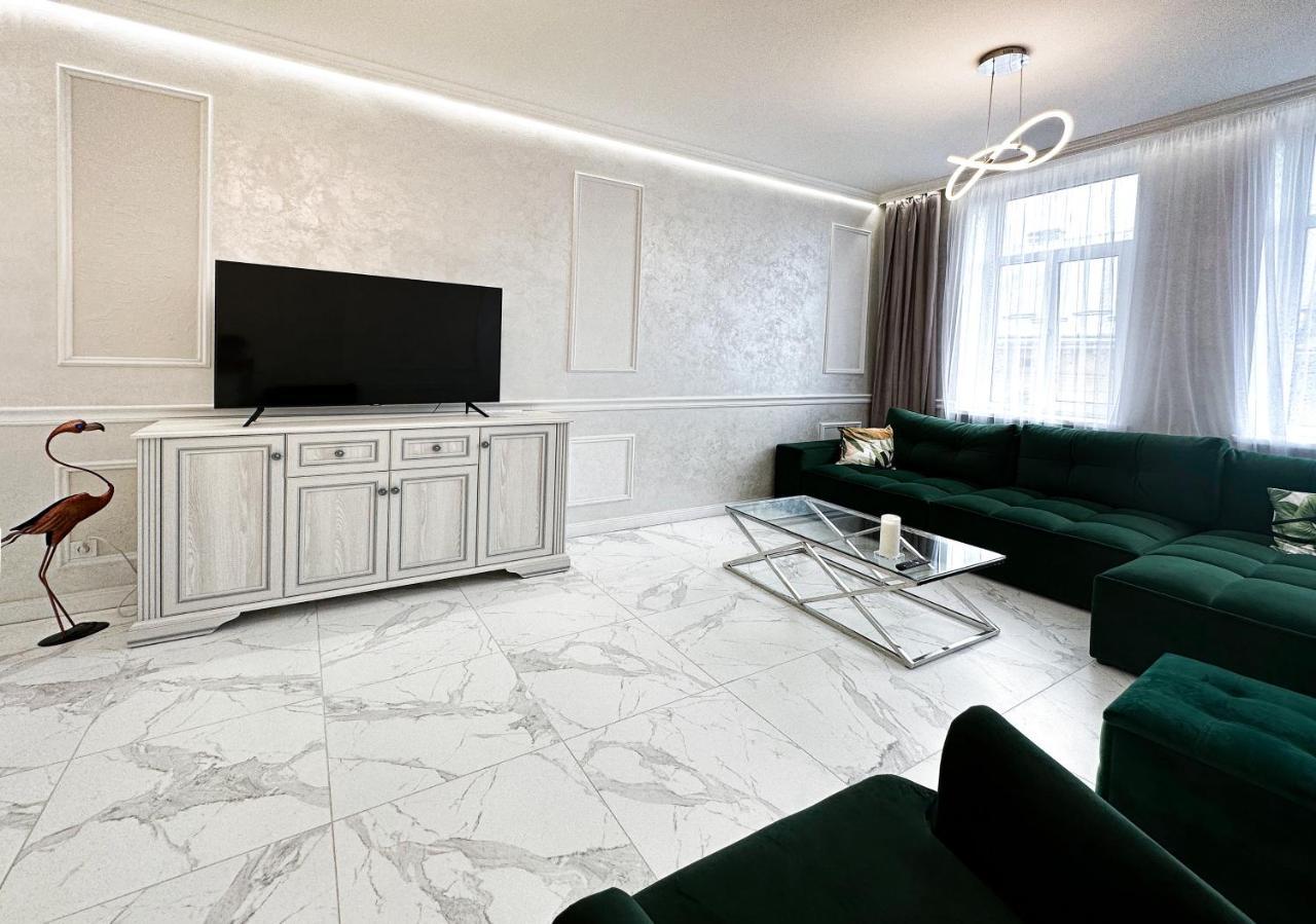לבוב Tamanska Apartments מראה חיצוני תמונה