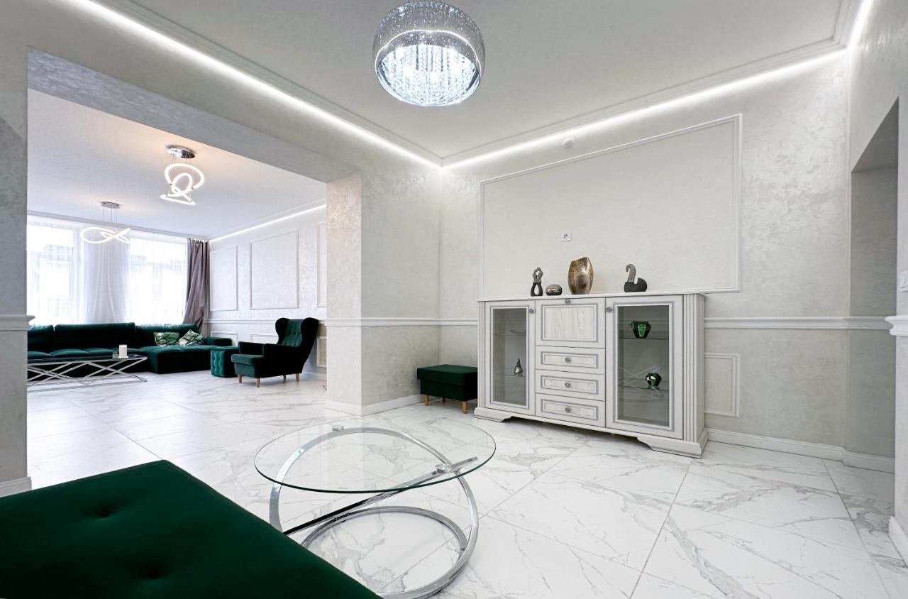 לבוב Tamanska Apartments מראה חיצוני תמונה